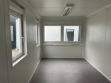 Bürocontainer. 6,75 × 2,42 m